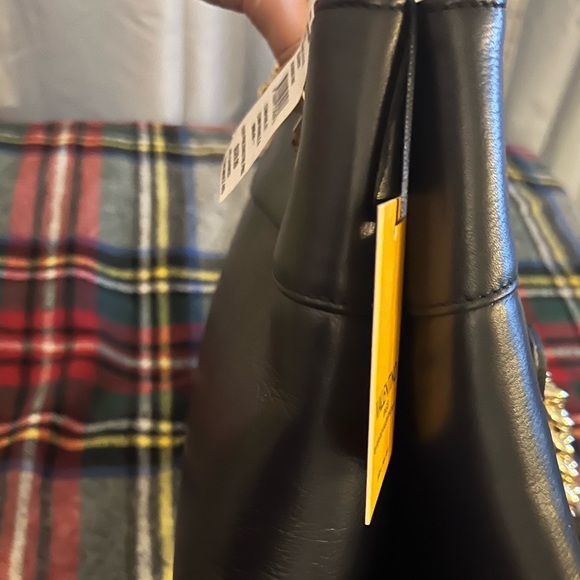 Valentino Black Shoulder Bag with Gold Chain - Picture 5 of 8